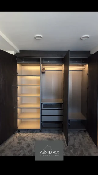 Instagram post from vanloon_interieur_exterieur. This post is in position 13.