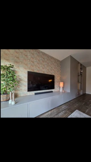 Instagram post from vanloon_interieur_exterieur. This post is in position 5.