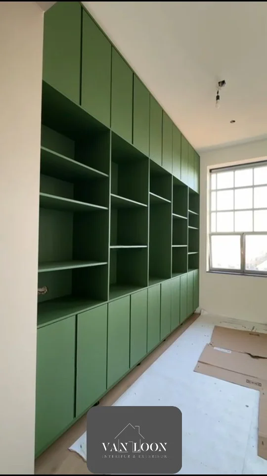 Instagram post from vanloon_interieur_exterieur. This post is in position 8.